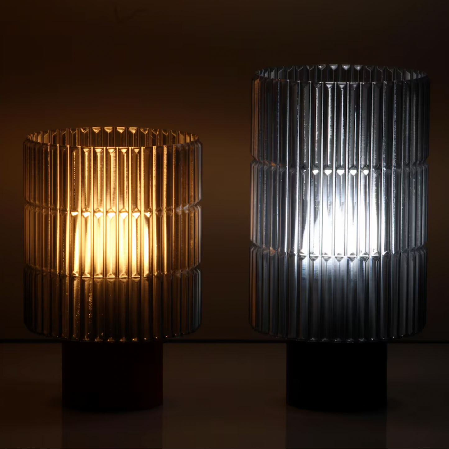 Ribbed Glass Lamp (Daylight)